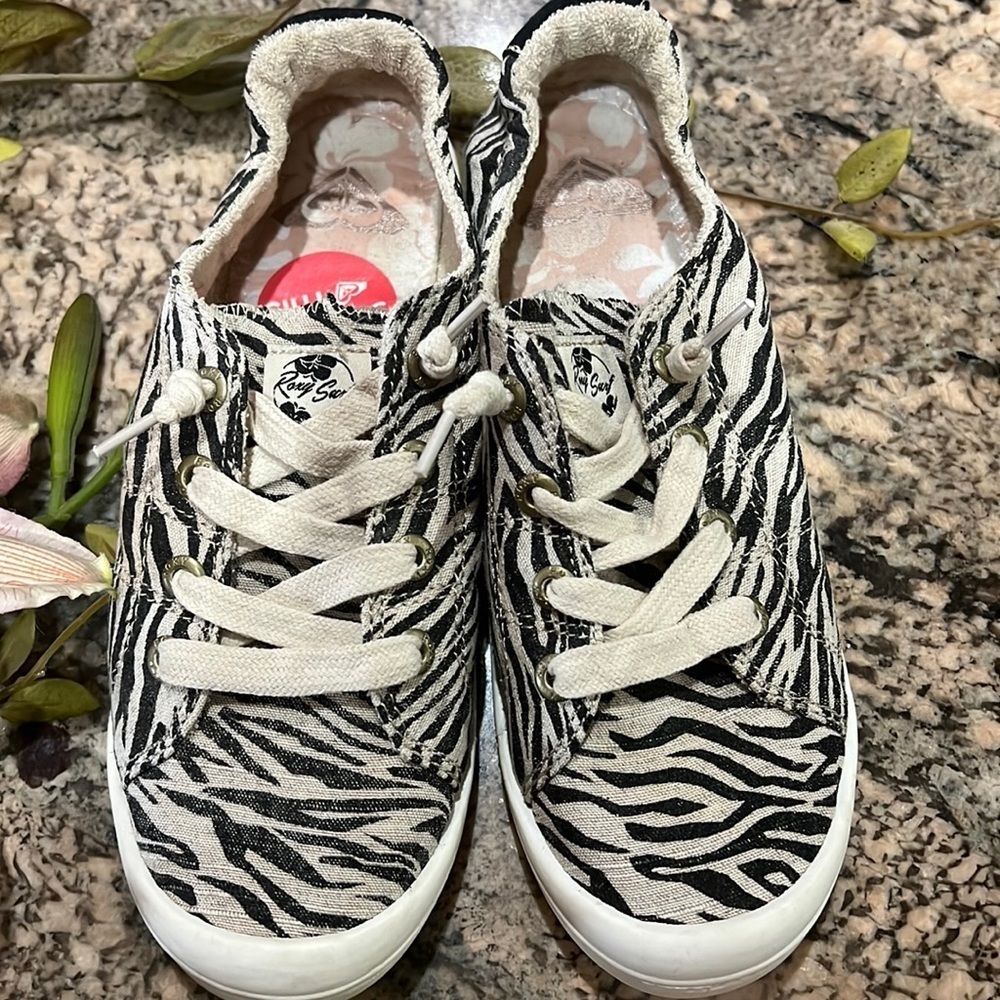 ROXY Surf Shoes